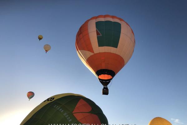 hot-air-balloon-flight-saoedi-arabie2.jpeg