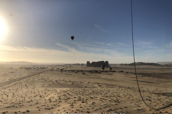 hot-air-balloon-flight-saoedi-arabie3.jpeg